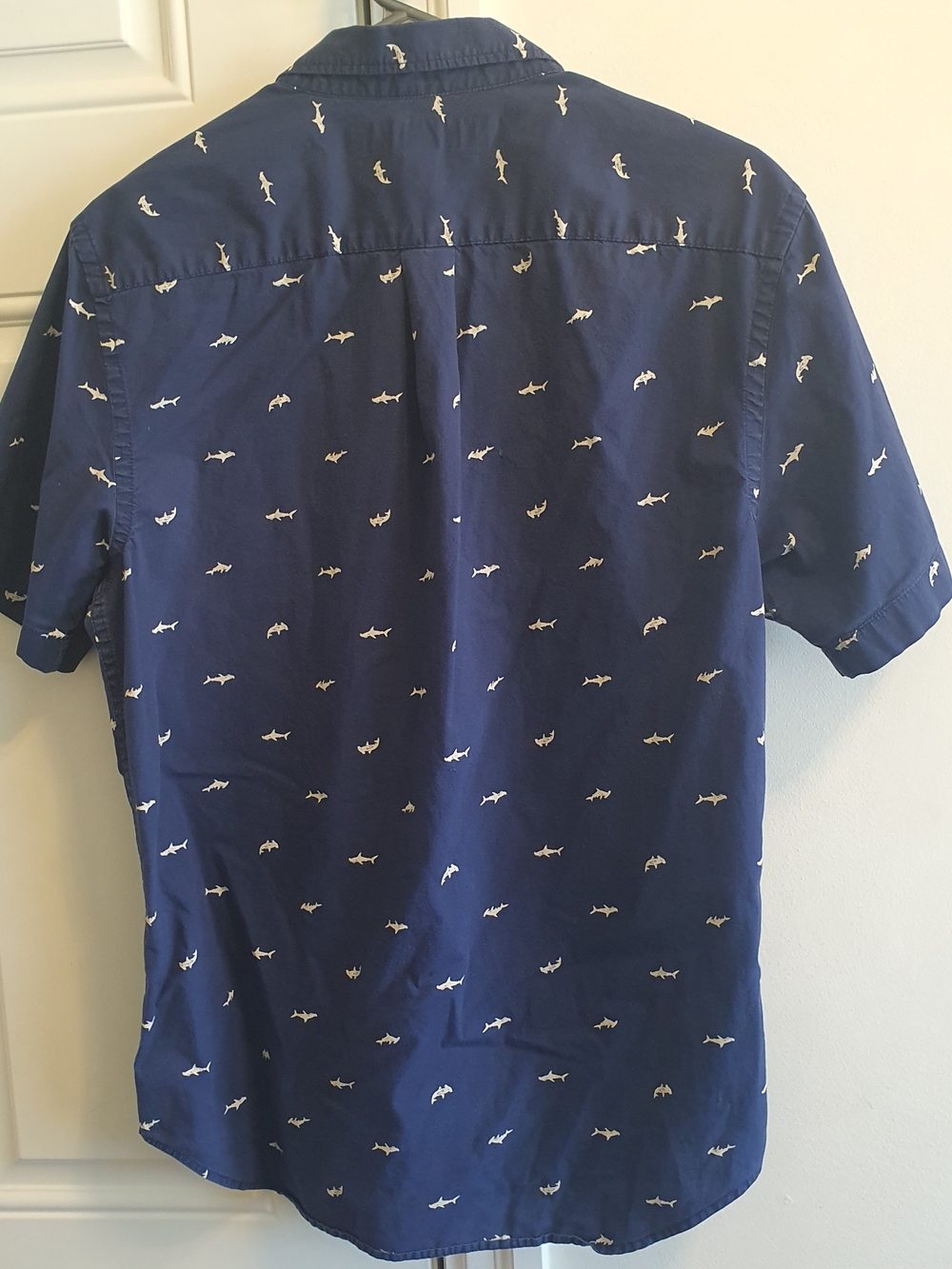 Old Navy Navy Short-Sleeve Button-Down Shirt with White Shark Print